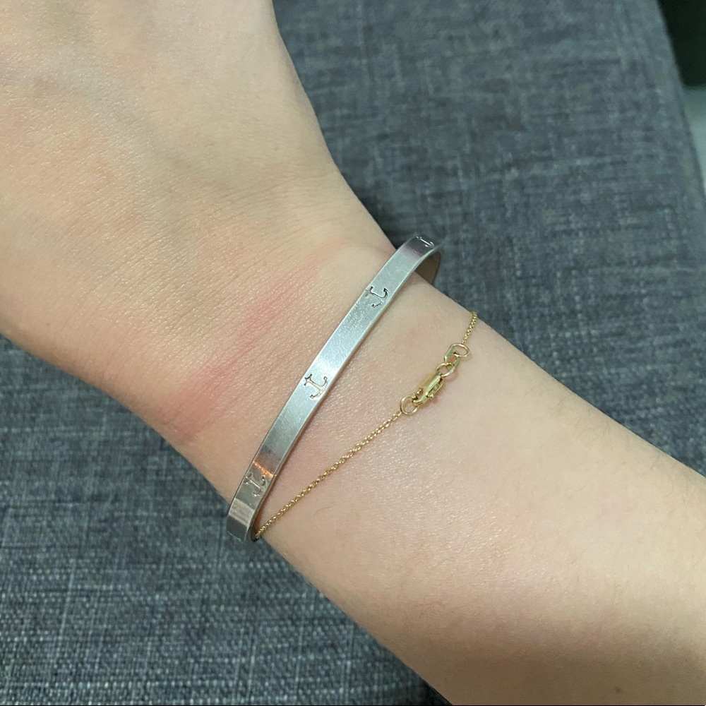 ❗️SOLD❗️Sterling Silver Bangle